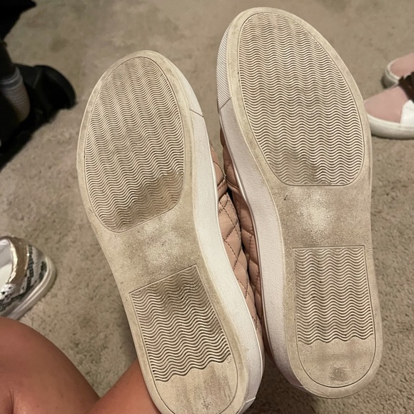 Steve Madden slip ons - Picture 5 of 5